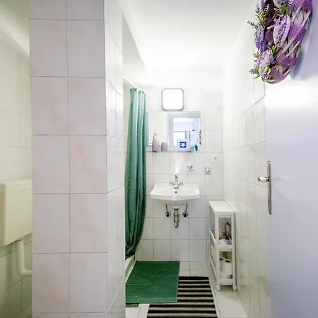 Apartment Maja *